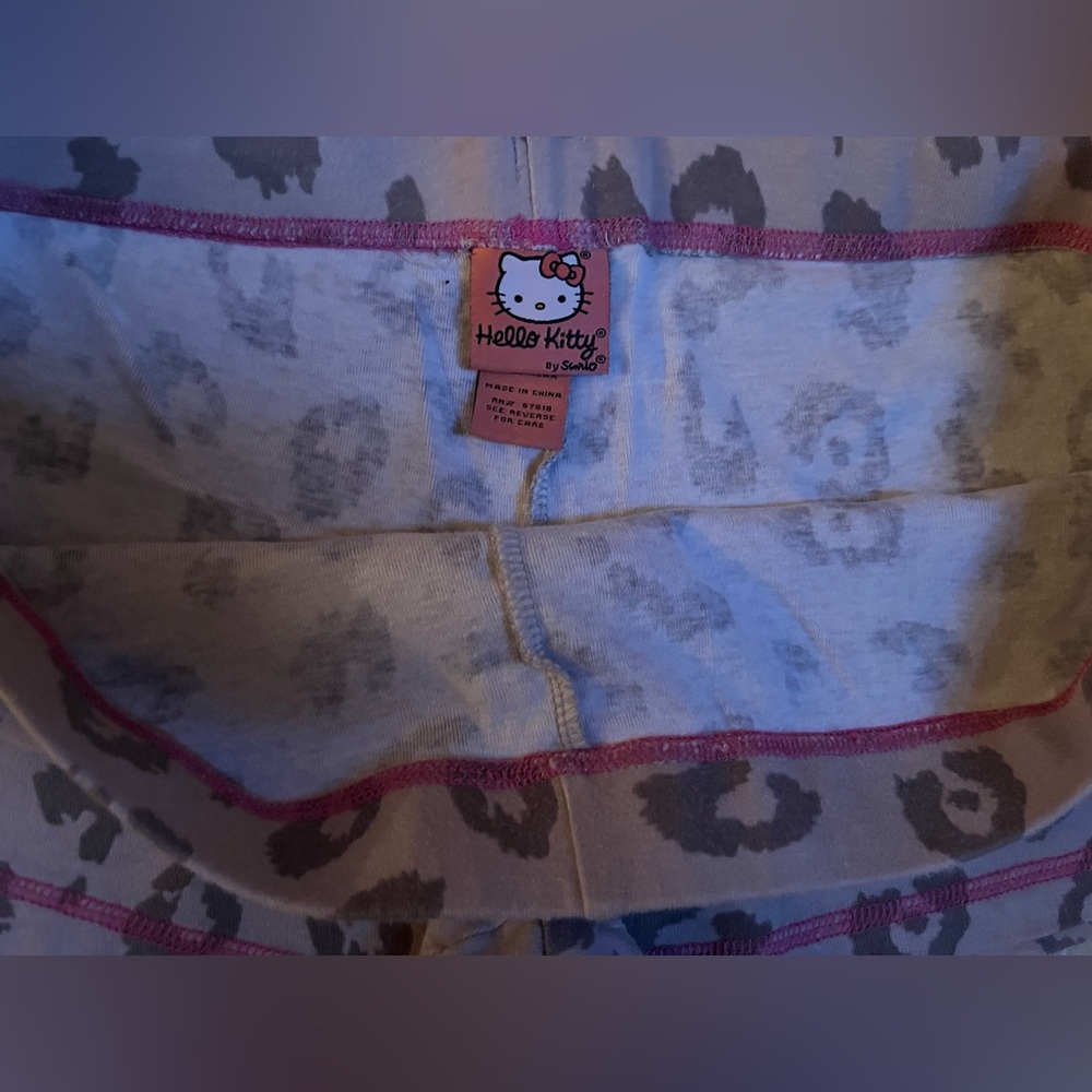 Hello Kitty Sanrio Vintage NWT Two Piece Tank & Short Set 💕 - Picture 10 of 12